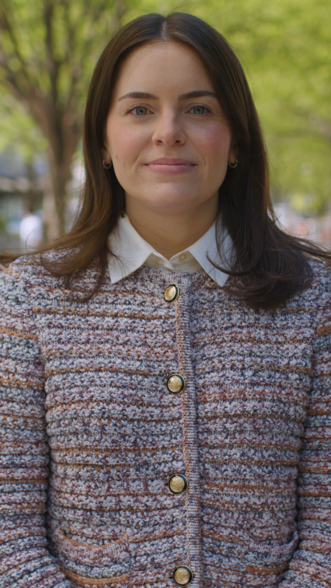 Alexandra 9x16 02